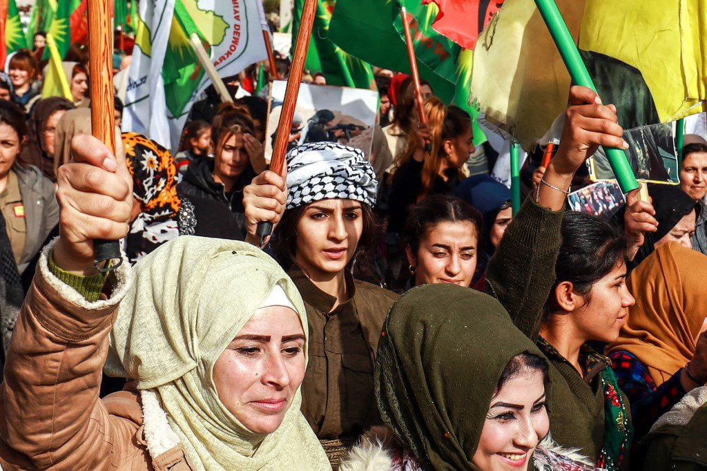 الحركات النسائية في الشرق الأوسط وشمال إفريقيا