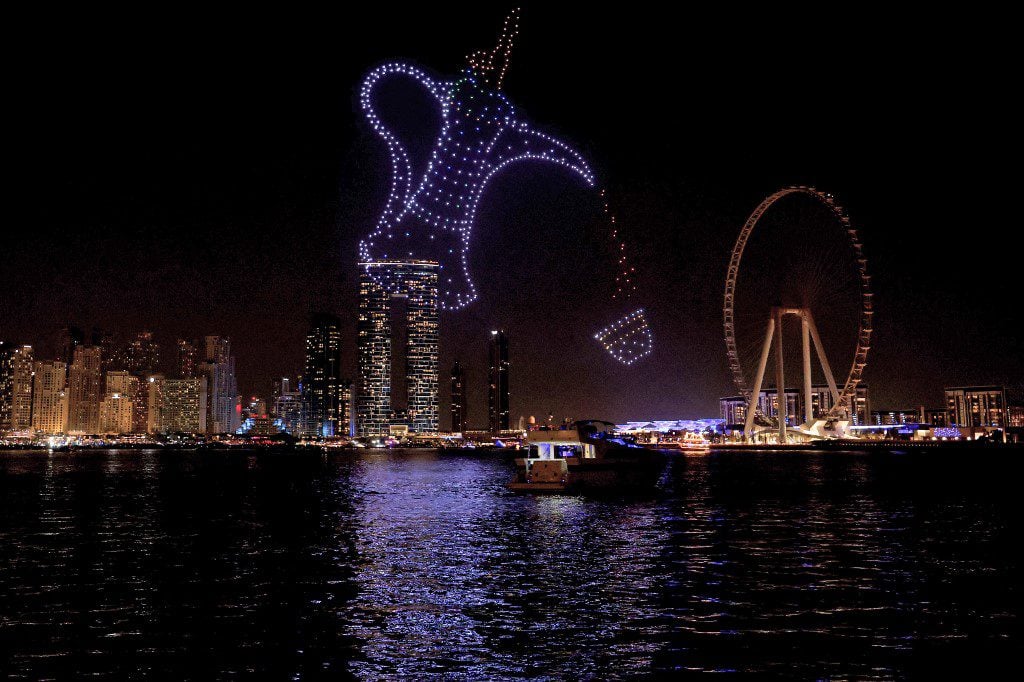 Дубай декабрь 2023. Drone show Dubai.