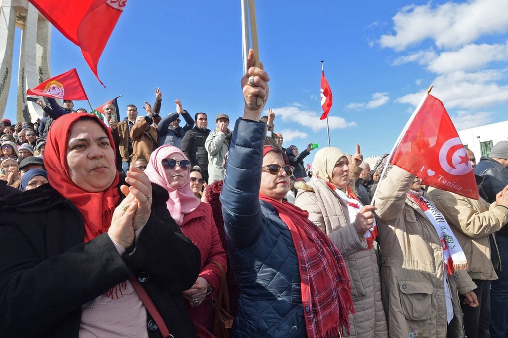 Translation- Tunisian teachers protest