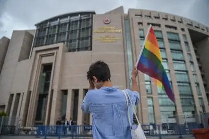 الجنود المثلييون في تركيا في مرمى النيران